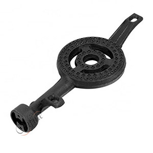 Batterie de cuisine et cheminée